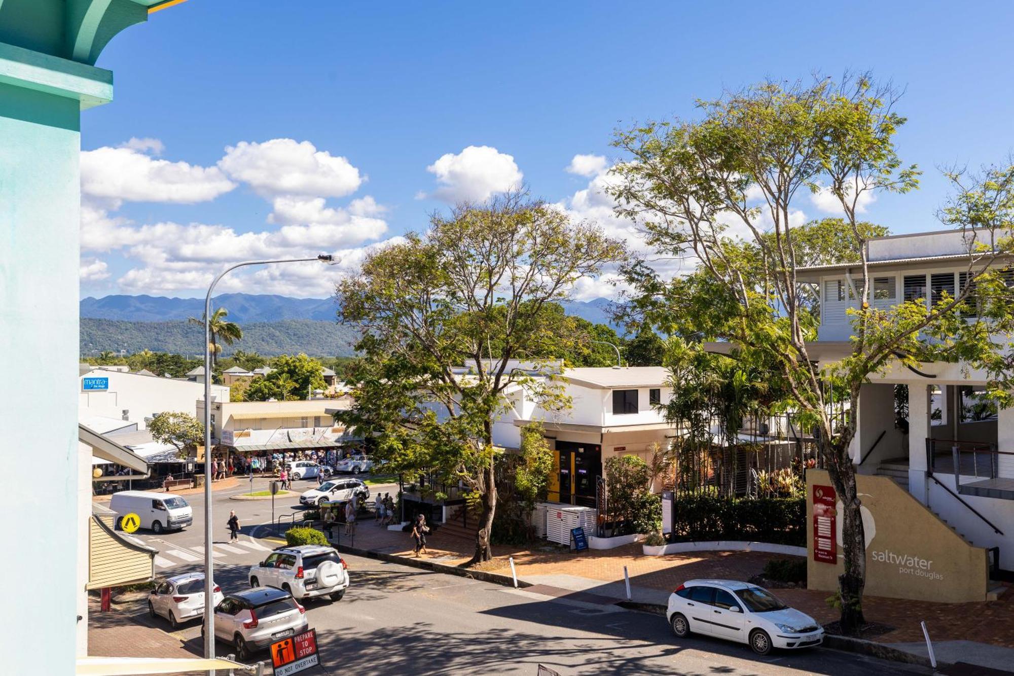 Casa Papaya Adults Only Apartment Port Douglas Exterior photo