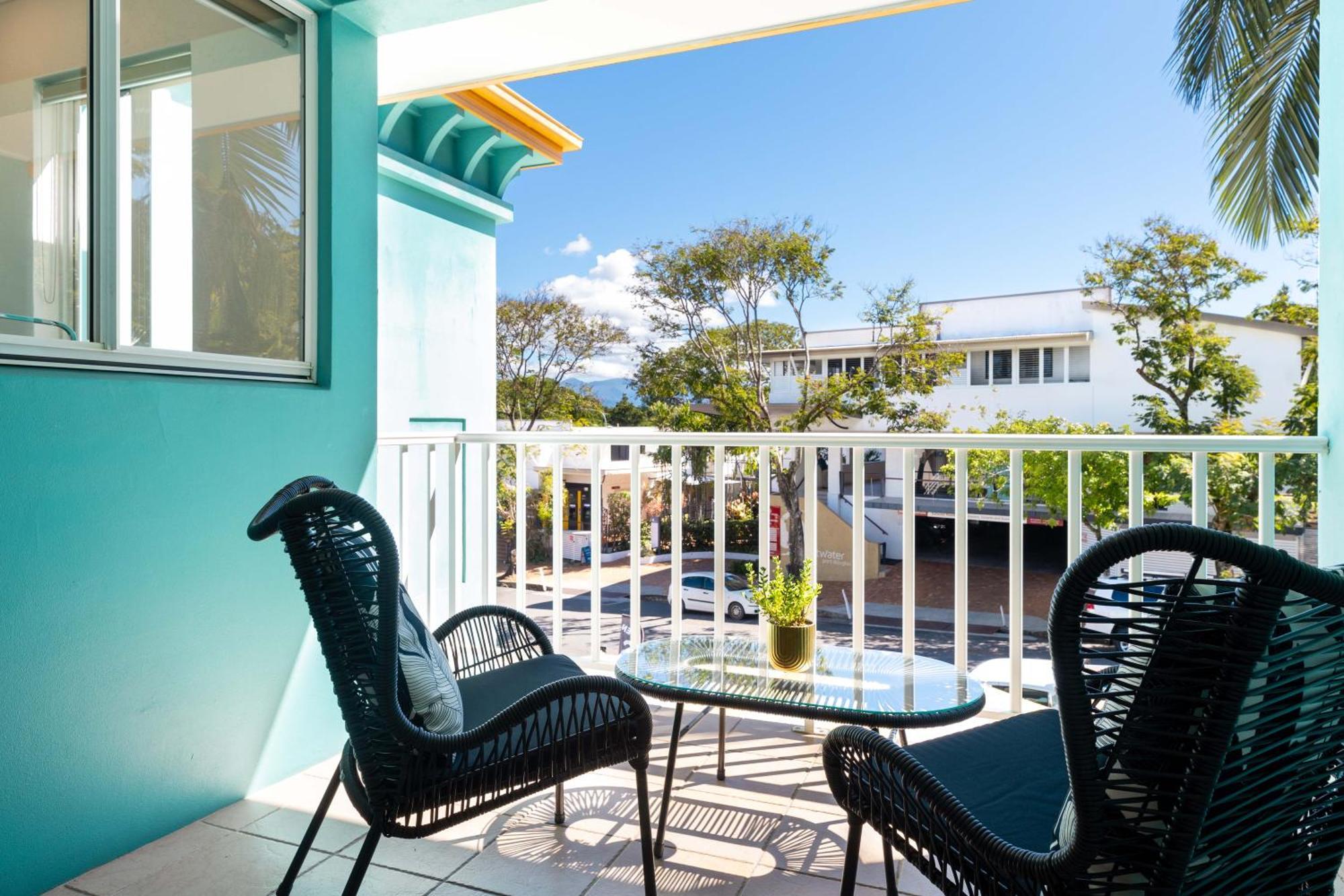 Casa Papaya Adults Only Apartment Port Douglas Exterior photo